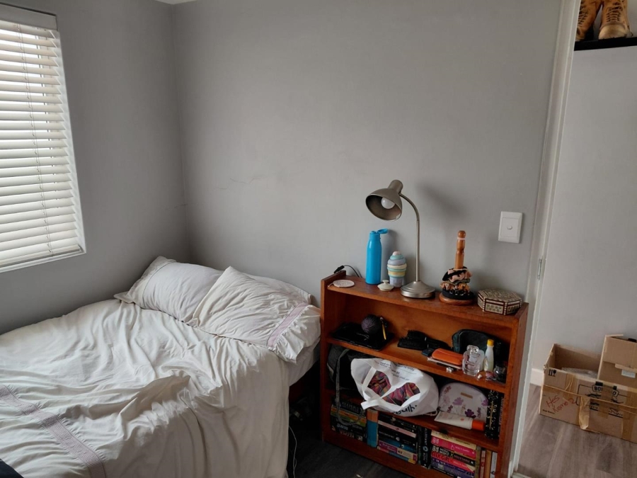 To Let 1 Bedroom Property for Rent in Okennedyville Western Cape